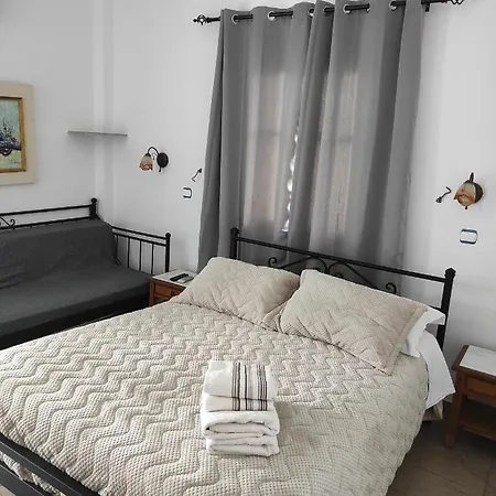 Aristeides - Moscha * Platis Gialos (Sifnos)