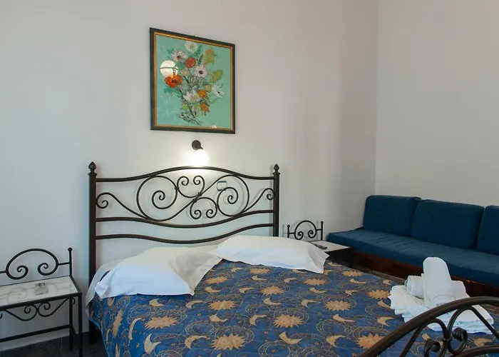 阿里斯蒂德莫舍公寓